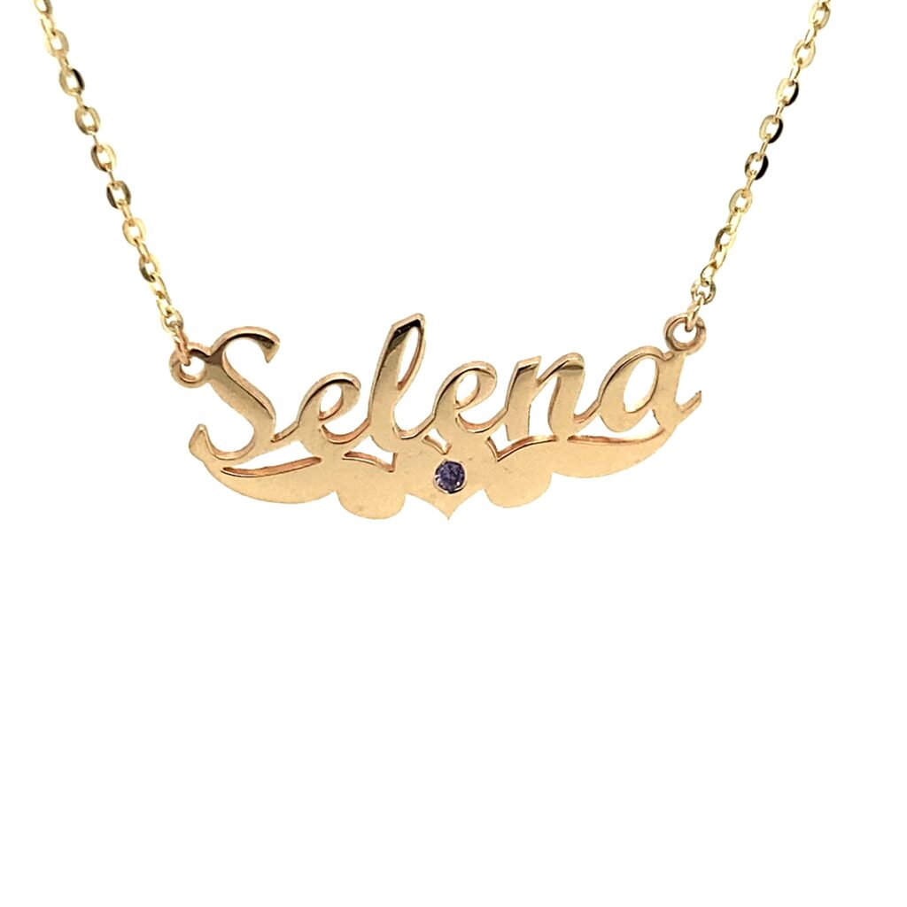 pendant in the name "Selena"